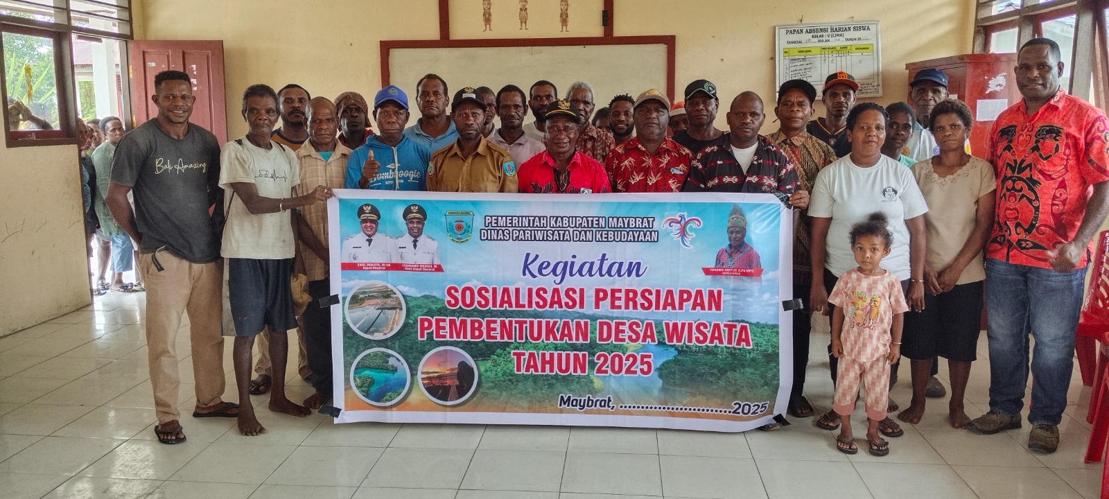 Sosialisasi Persiapan Pembentukan Desa Wisata di Temsos Distrik Ayamaru Jaya